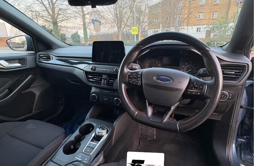 2019 Ford Focus St-Line
